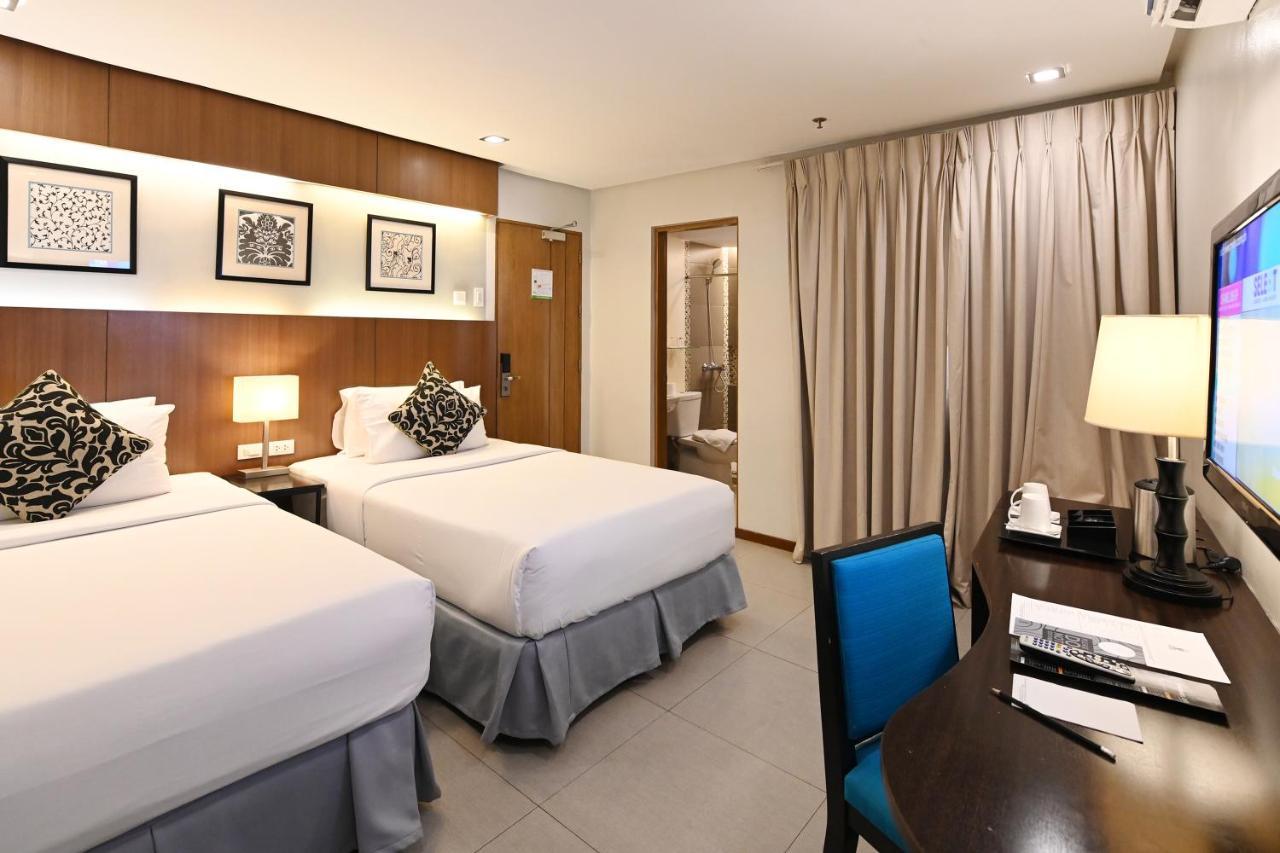 St. Mark Hotel Cebu Stadt Exterior foto