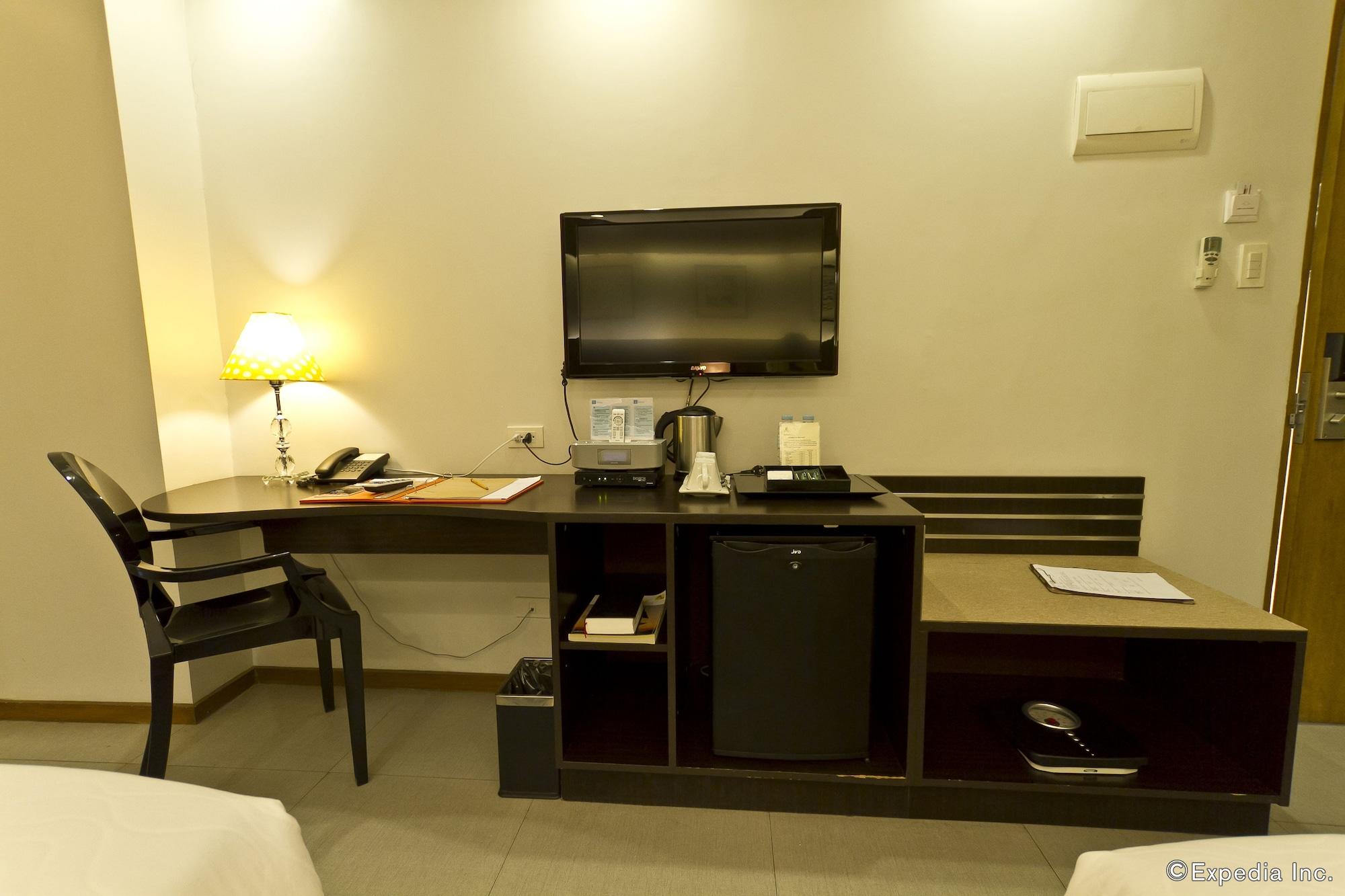 St. Mark Hotel Cebu Stadt Exterior foto